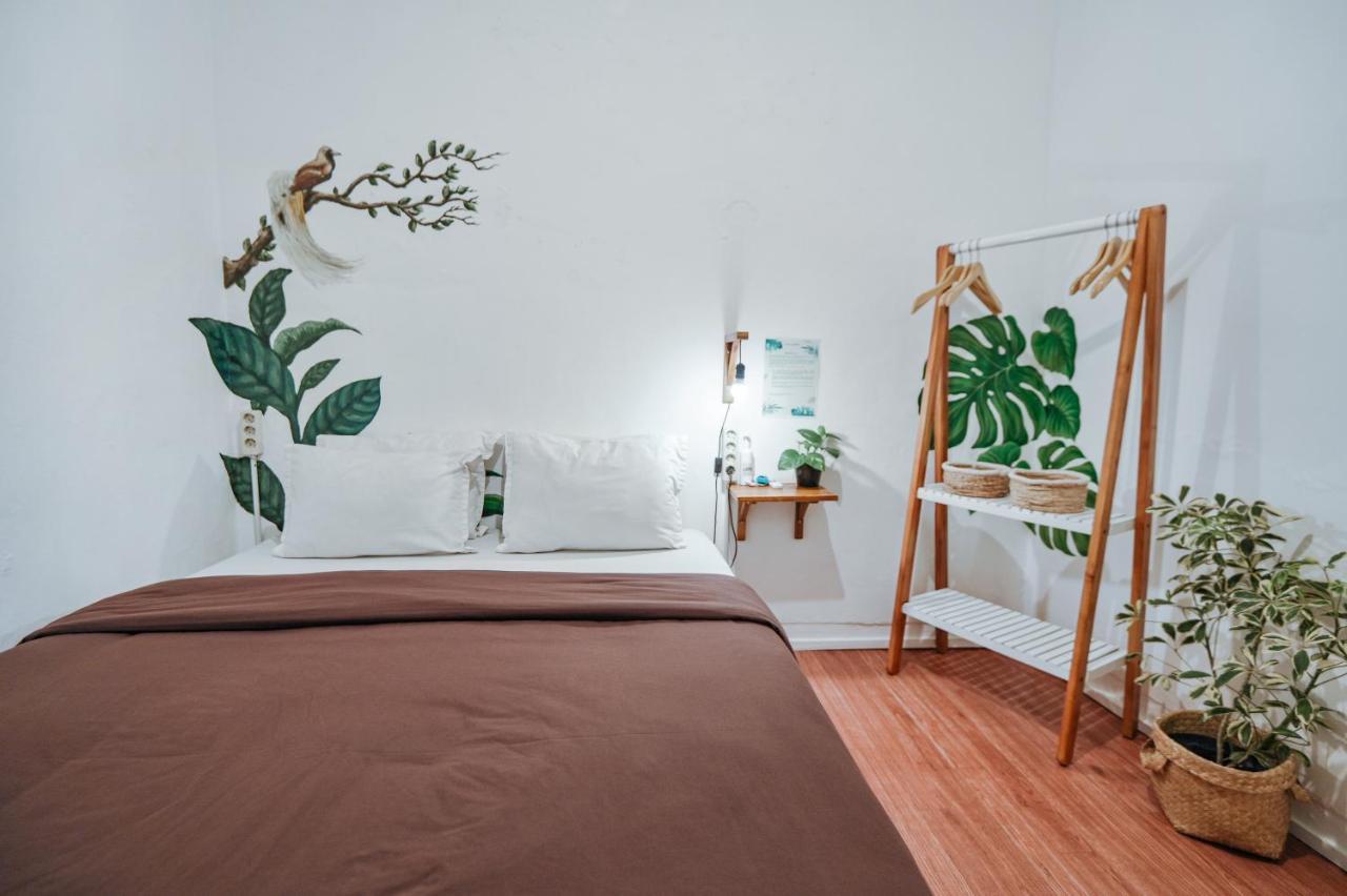 Snooze Hotell Yogyakarta Exteriör bild