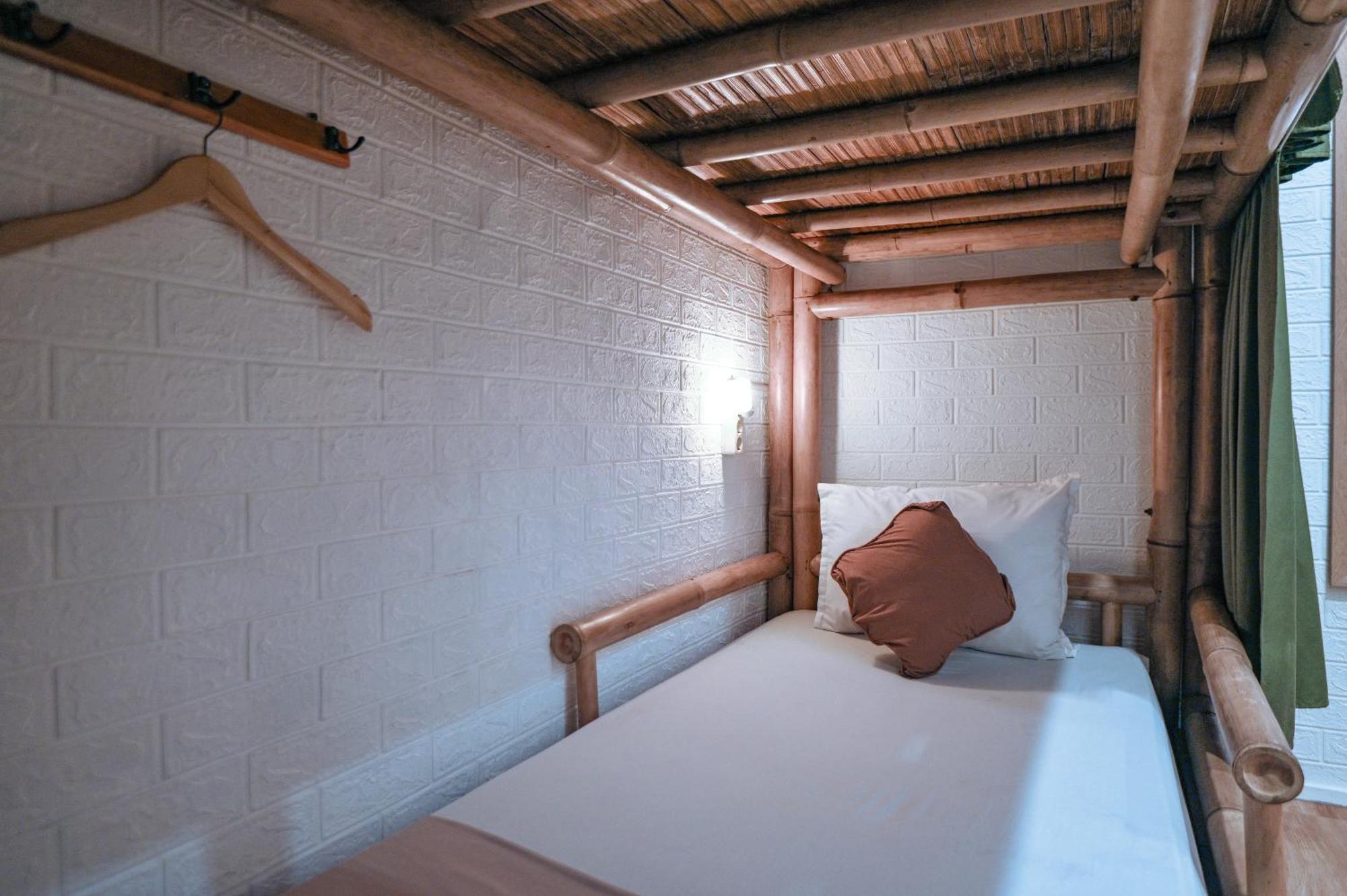 Snooze Hotell Yogyakarta Rum bild