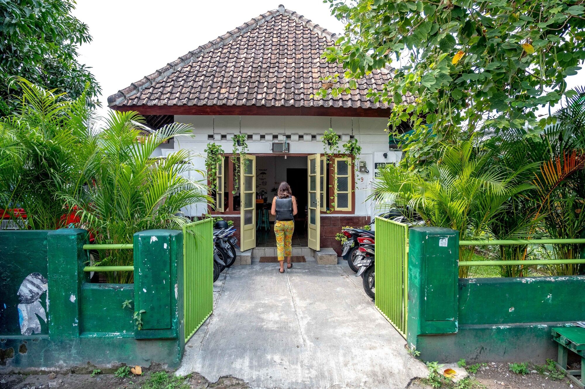 Snooze Hotell Yogyakarta Exteriör bild